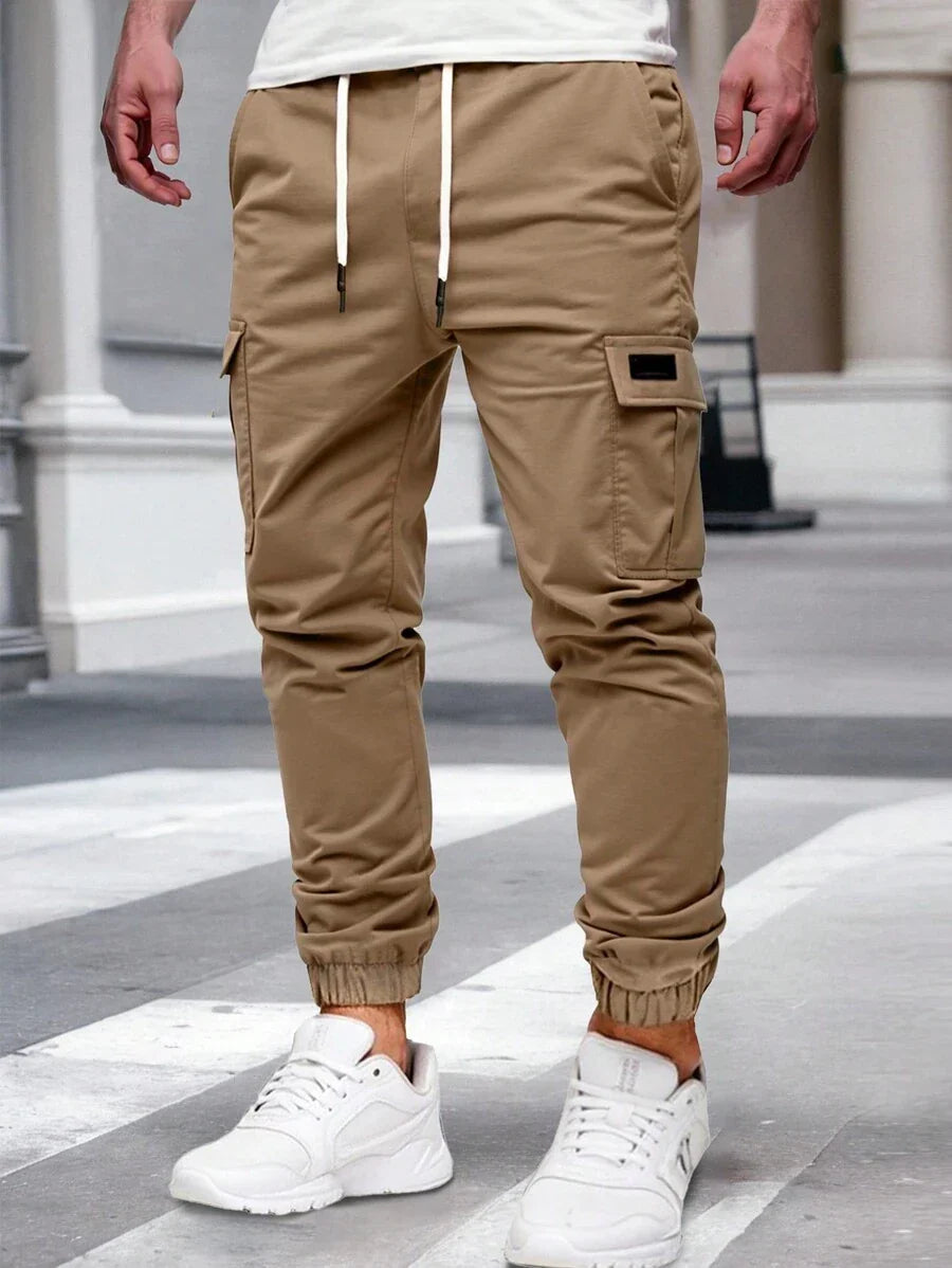 Lucio | Jogger cargo ligero con bolsillos