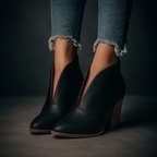 Catalina | Botines con corte en V