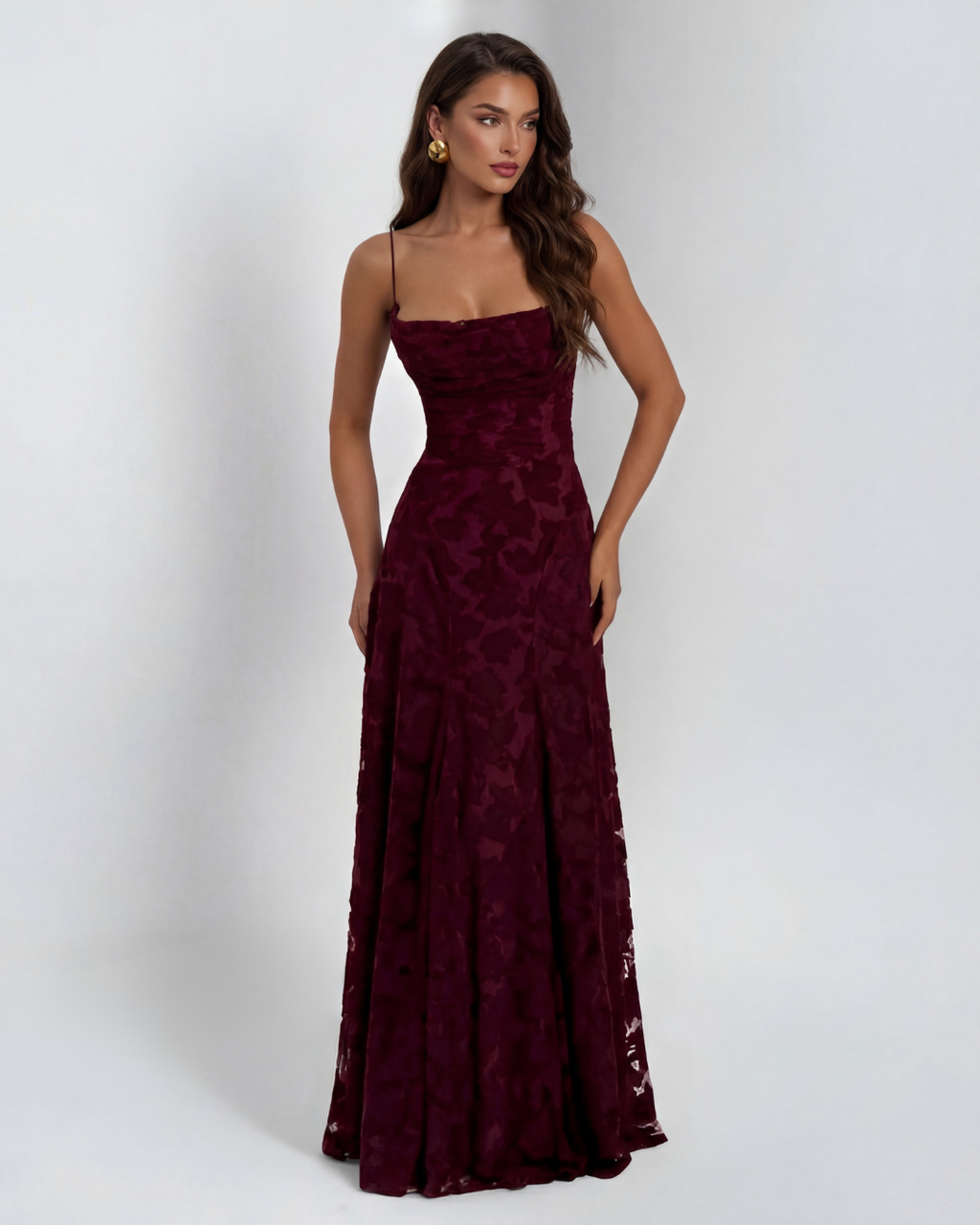 Sofía | Vestido maxi de encaje floral