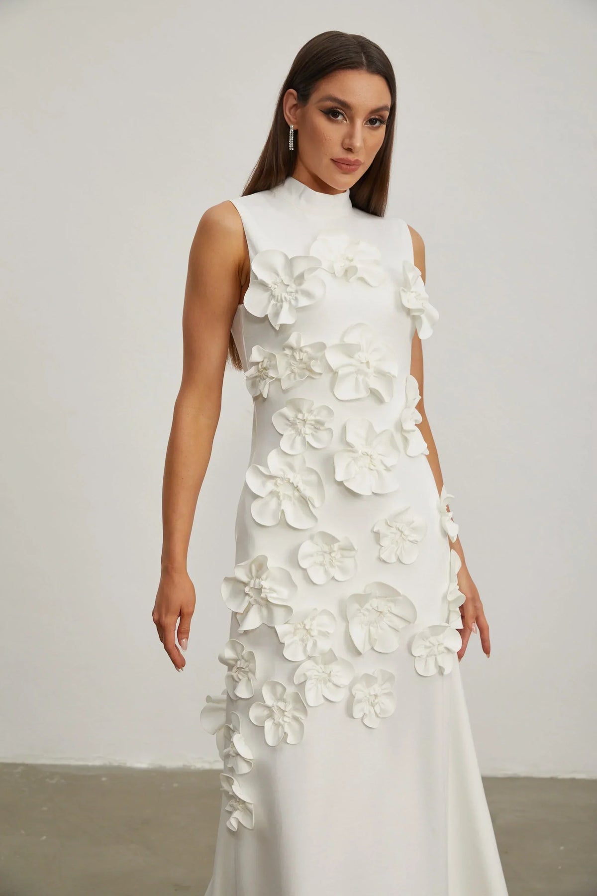 Camellia | Vestido maxi de lujo con flores en relieve