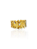 Camelia | Brazalete efecto flor dorado