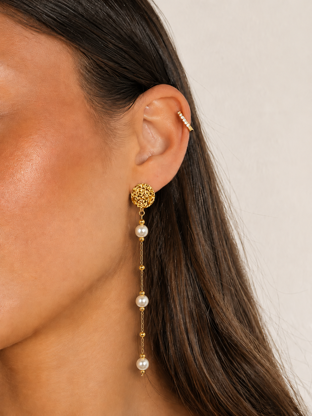 Azahar | Pendientes de cadena con perlas dorados