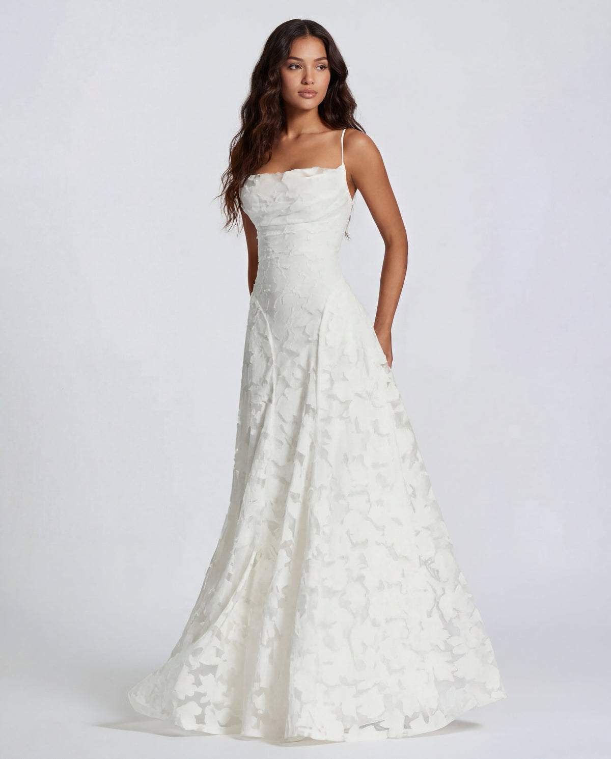 Sofía | Vestido maxi de encaje floral