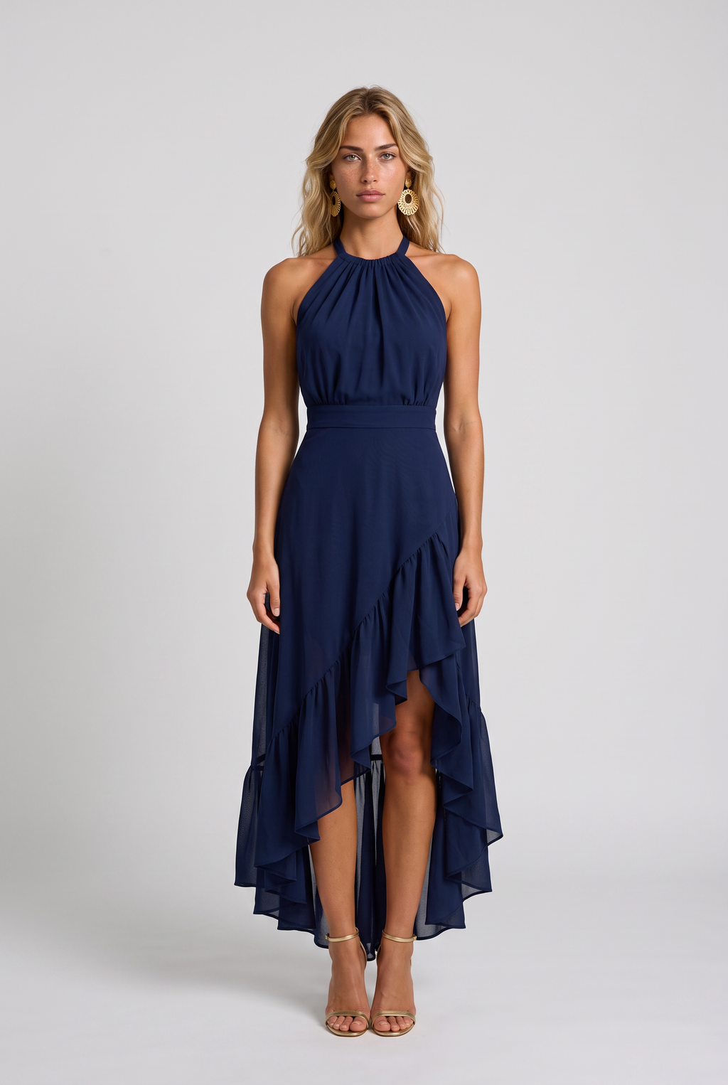 Sara | Vestido halter con volantes asimétricos
