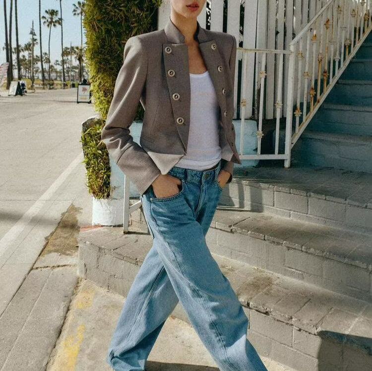 Encarna | Blazer militar con botones dorados