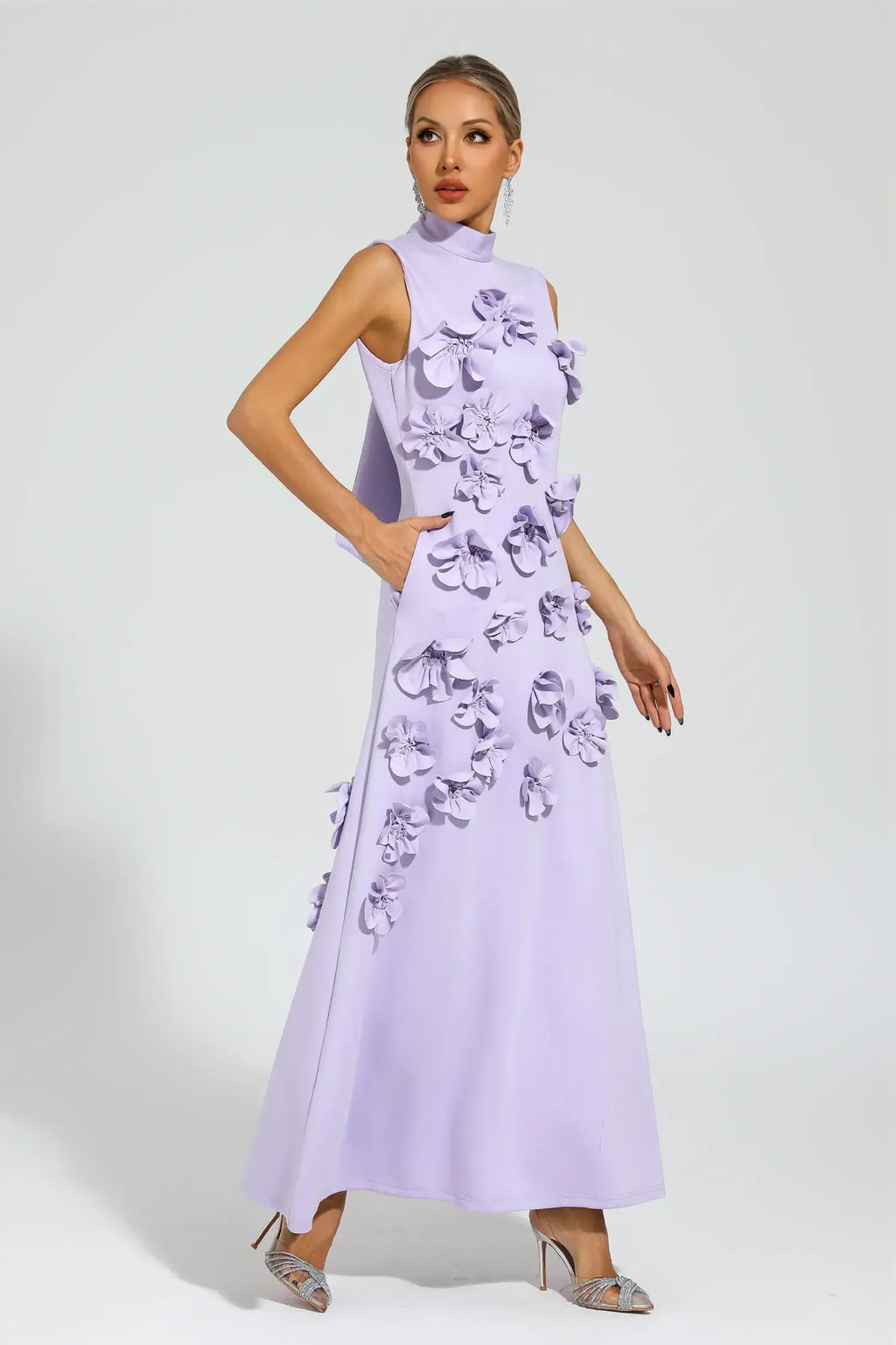 Camellia | Vestido maxi de lujo con flores en relieve