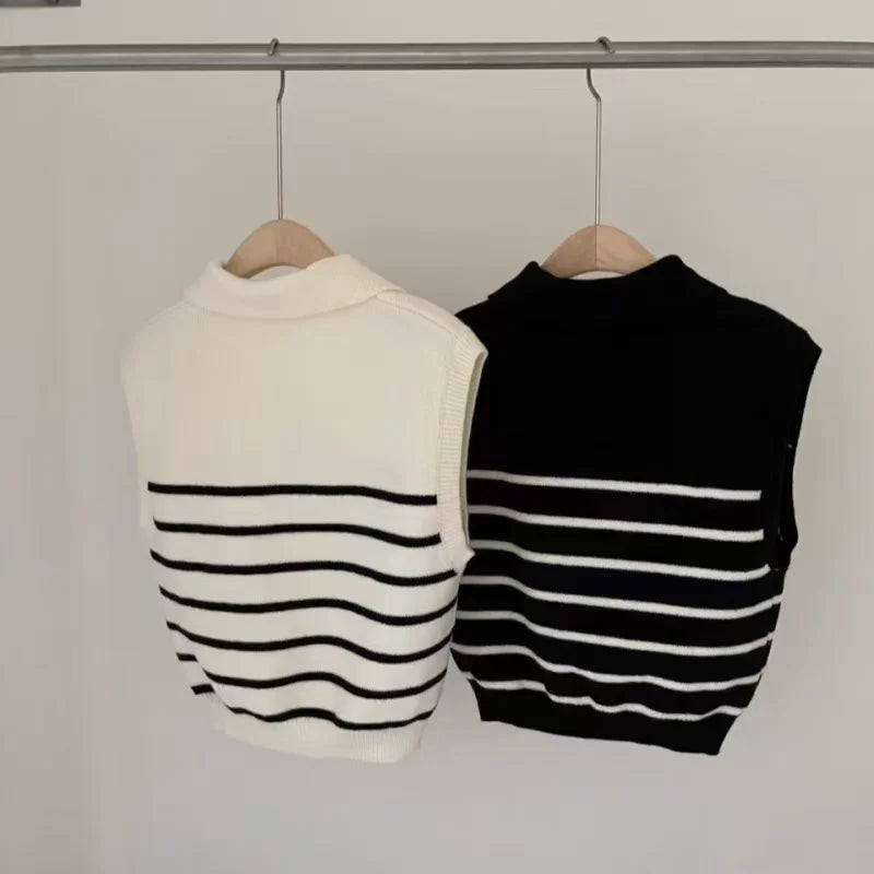 Macarena | Chaleco de punto a rayas con solapa