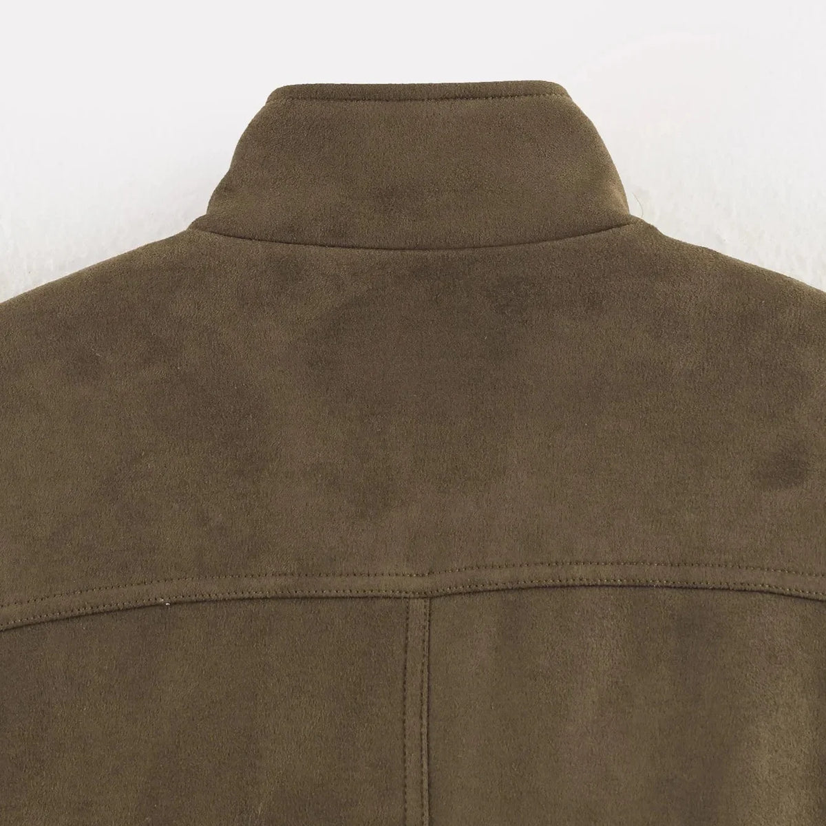 Remedios | Cazadora de antelina con cuello alto