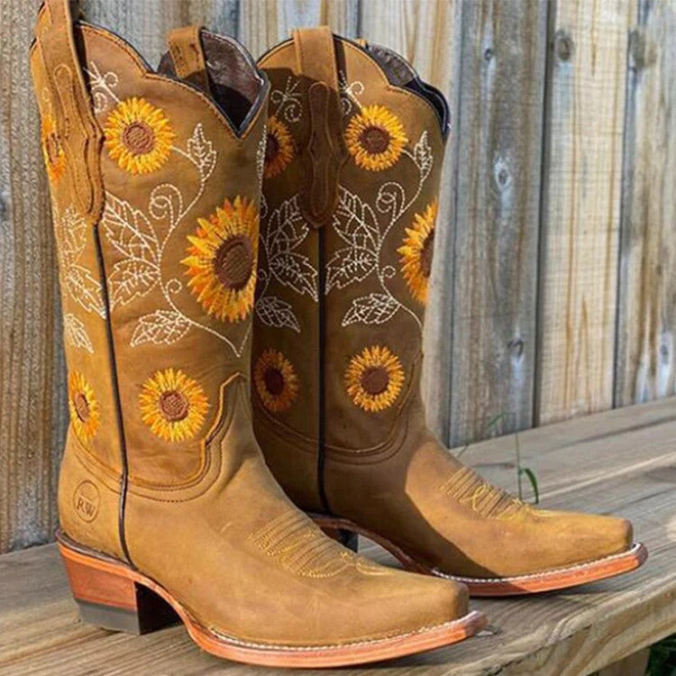 Margarita | Botas western con bordado de girasoles