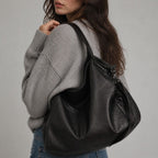 Albane | Bolso hobo negro suave