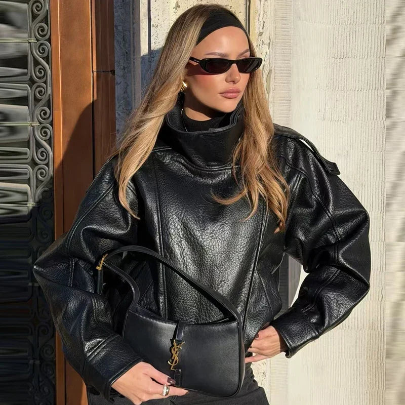 Adela | Chaqueta motera oversize de polipiel