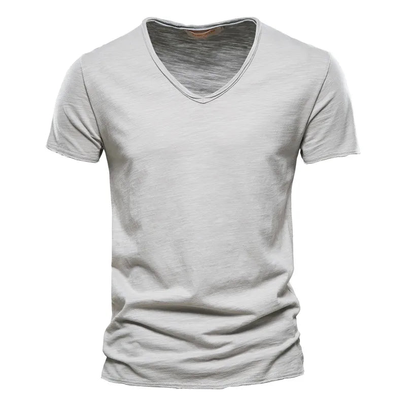 Nino | T-shirt in cotone con scollo a V