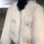 Susana | Chaqueta corta de pelo con botones dorados