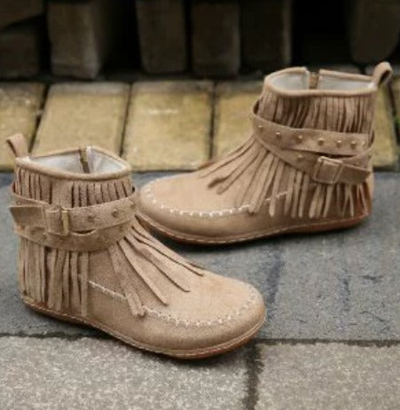 Lola | Botines con flecos