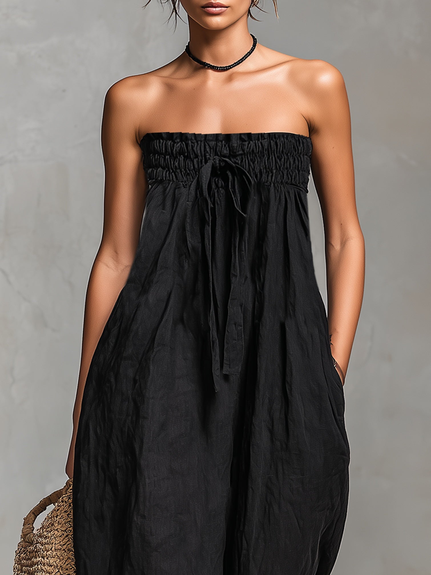 Nina |  Elegante mono sin tirantes
