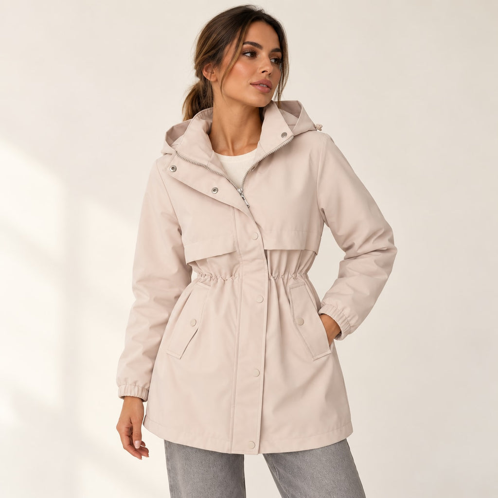 Abril | Parka con capucha y cintura ajustable