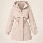 Abril | Parka con capucha y cintura ajustable