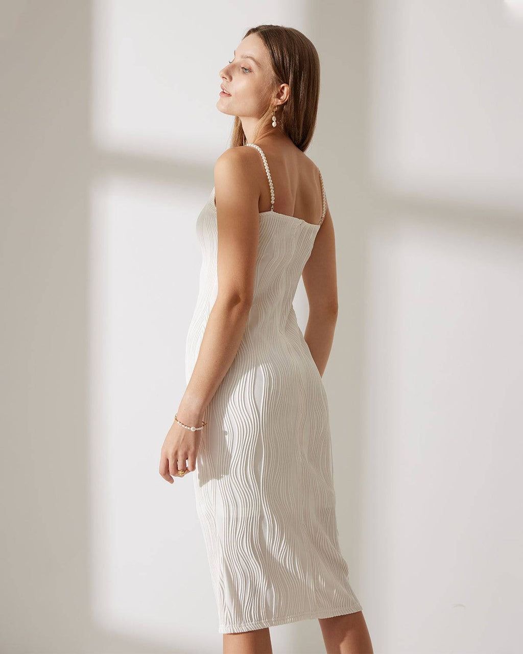 Vestido camiseta con textura de ondas de agua