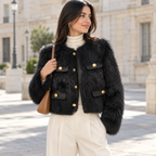 Susana | Chaqueta corta de pelo con botones dorados
