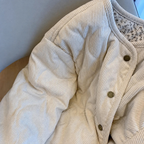 Sonia | Chaqueta guateada beige con forro de flores