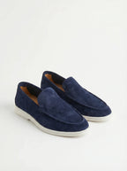 Elegantes mocasines de ante