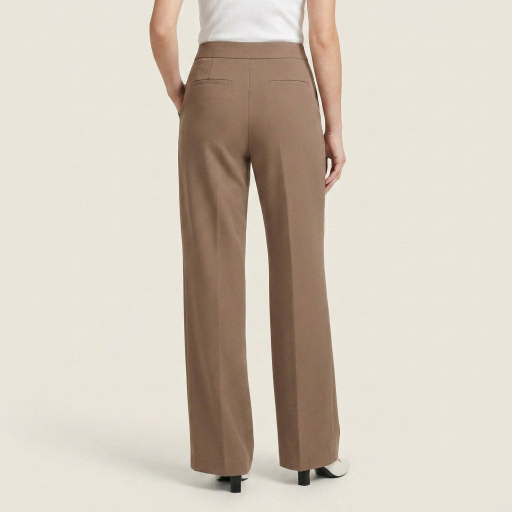 Bruna | Pantalón recto con pinza central