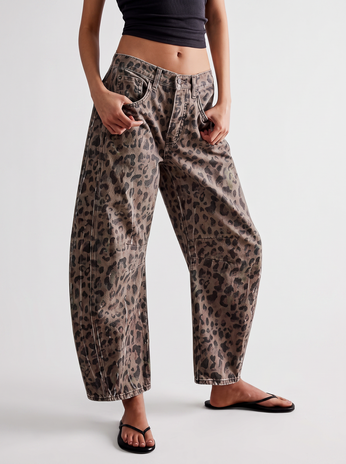 Dafne | Jeans a gamba larga elasticizzati a vita media